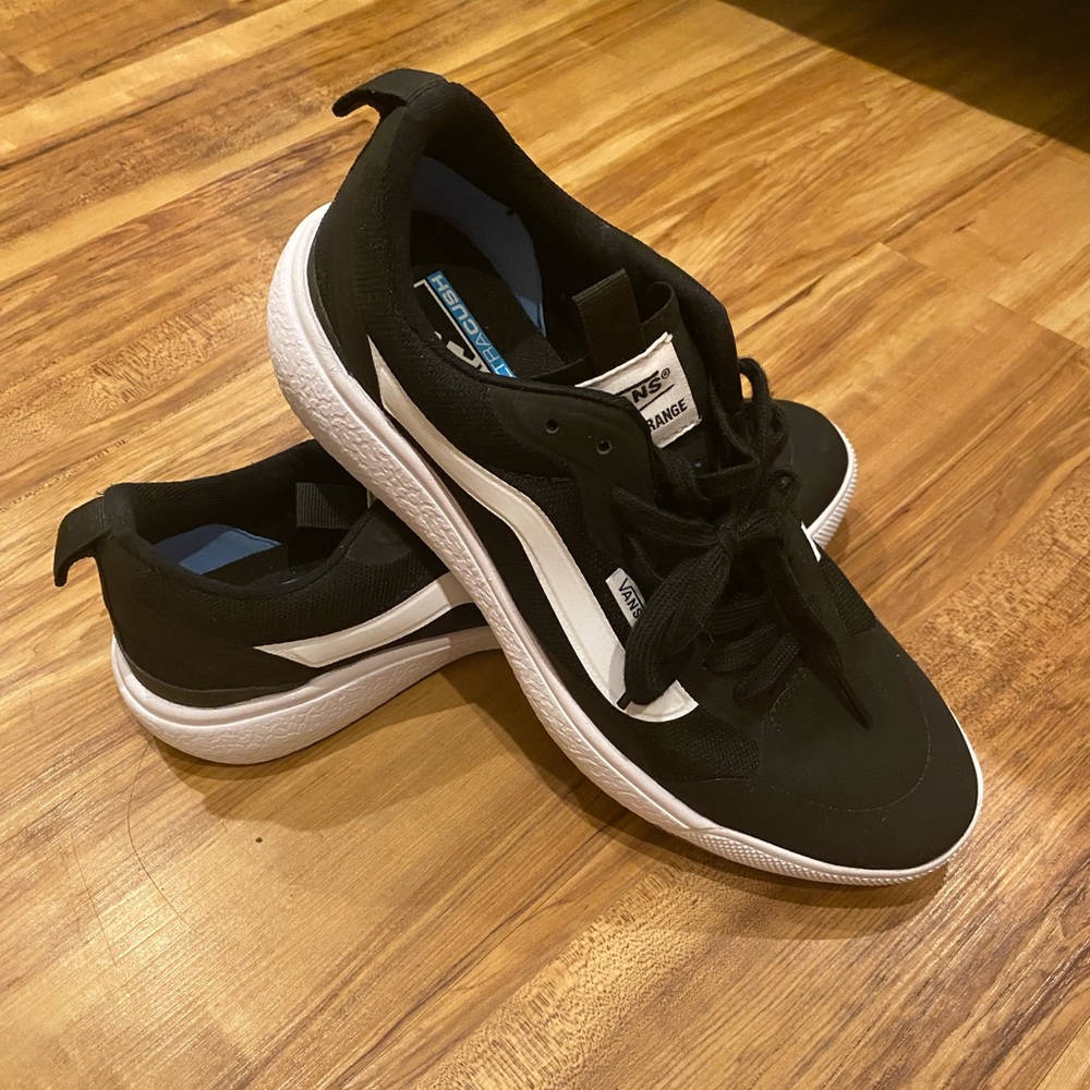 Vans Ultrarange Shoe